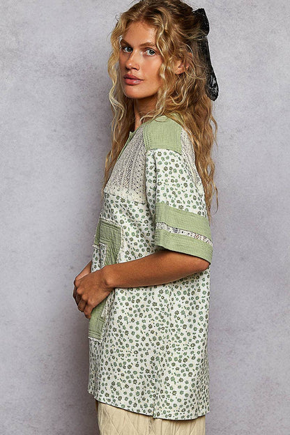 Round neck short sleeve floral print knit top