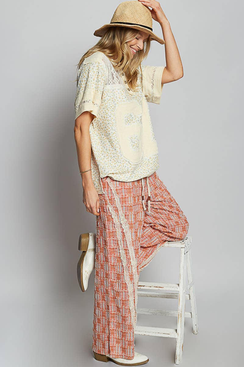 Round neck short sleeve floral print knit top