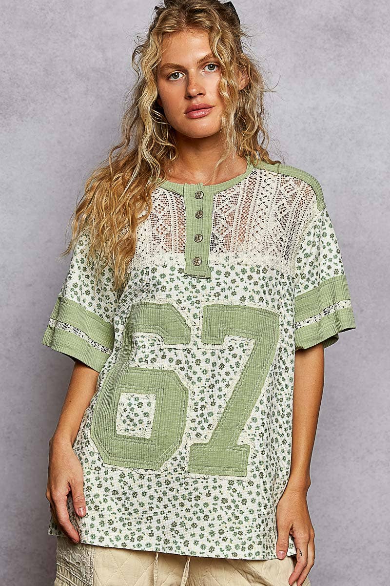 Round neck short sleeve floral print knit top