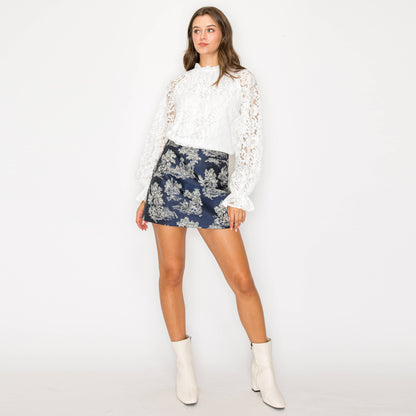 Toile jacquard pattern mini skirt