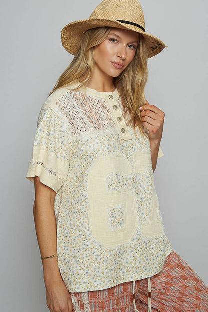 Round neck short sleeve floral print knit top