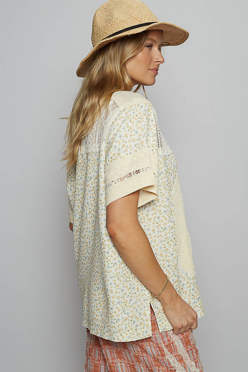 Round neck short sleeve floral print knit top