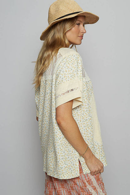 Round neck short sleeve floral print knit top